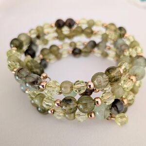 Elegant Green Beaded Bracelet